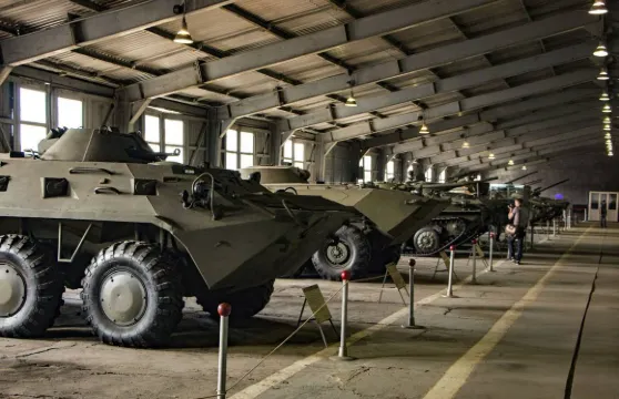 庫賓卡坦克博物館+愛國者公園一日遊