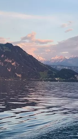 Swiss tour to Mount Pilatus and Lake Lucerne with English-speaking guide and round-trip from Zurich or Lucerne