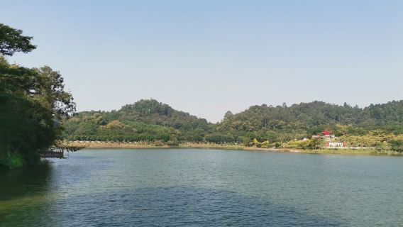 [Departing from Guangzhou] Private Day Tour to Qianlonggou Waterfall and Baishuizhai Scenic Area