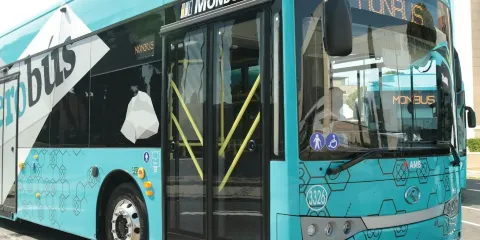 巴塞羅那機場巴士:機場與市中心往返接送服務