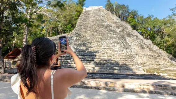 Passeio pelas ruínas maias de Cobá com pirâmide, cerimônia e mergulho em cenote