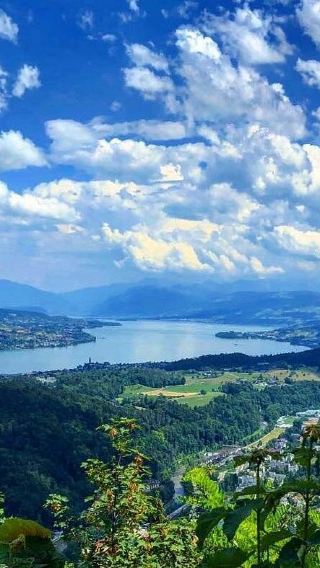 Switzerland Zurich Old Town cruise mountain view English 1-day tour
