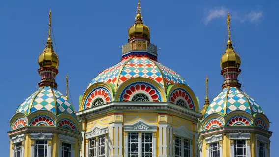 Almaty Audio Tour: From the Opera to Panfilov Park and the Green Bazaar