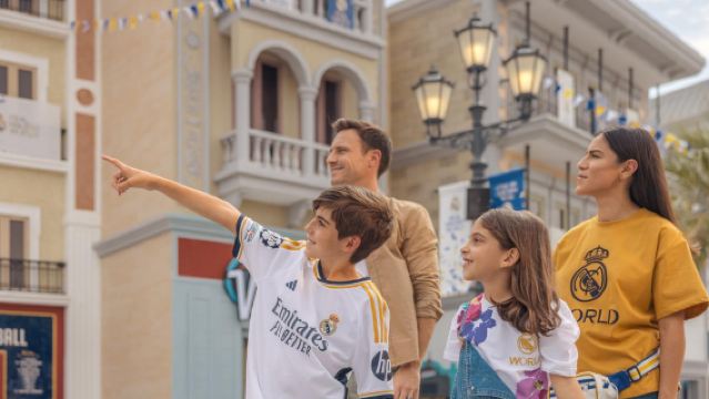 Dubai Attraction: Real Madrid World !