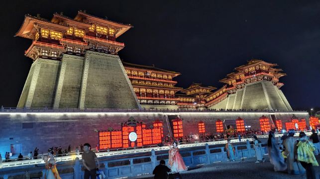 洛陽博物館+遺址公園天堂名堂+九州池+白馬寺一日遊中英文服務