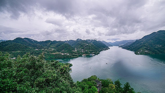 長陽日遊
