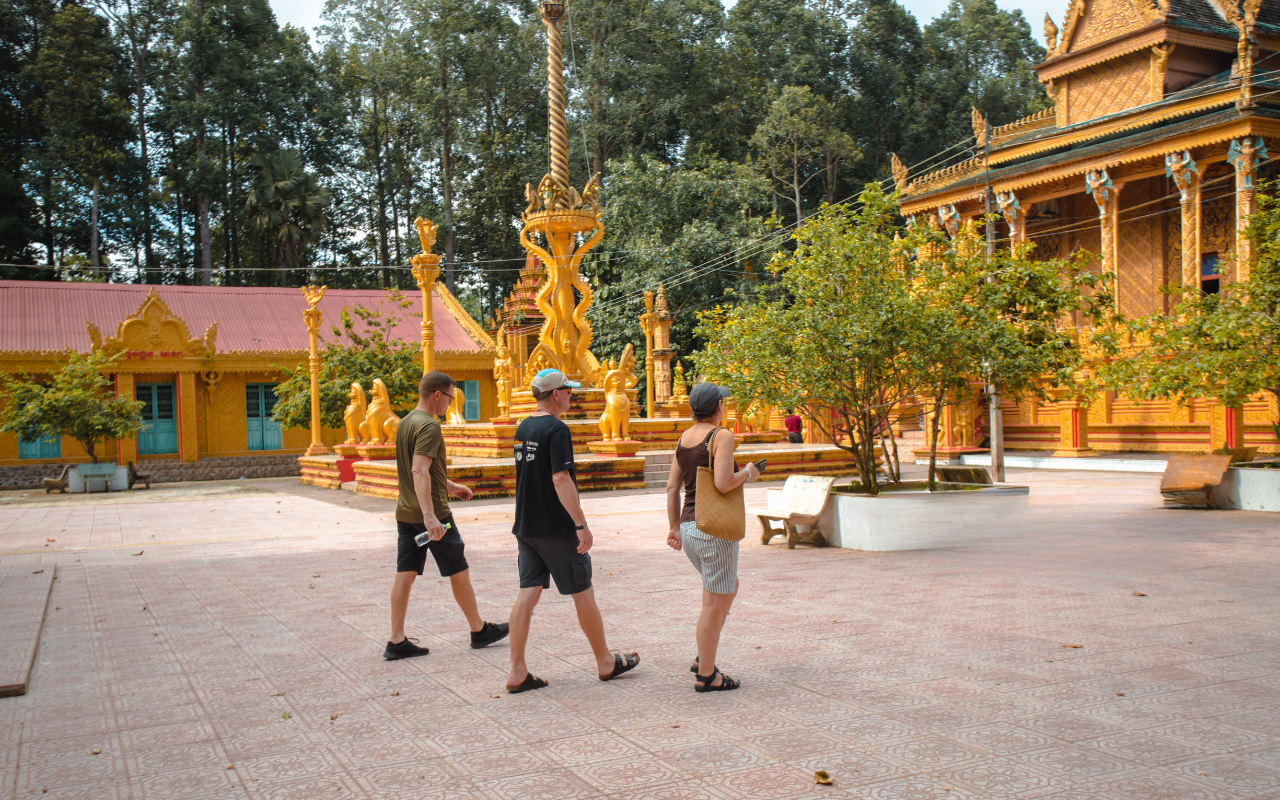 TOUR KHÁM PHÁ VĨNH LONG – TRẢI NGHIỆM VĂN HÓA KHMER ĐẶC SẮC