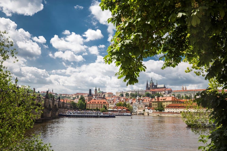 Prague: 3–Hour Castle Grounds Walking Tour and River Cruise