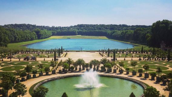 巴黎-凡爾賽宮-小特里亞農宮-吉維尼小鎮【中文包車一日遊】