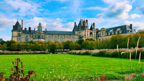 法國巴黎楓丹白露宮+巴比松畫家村+楓丹白露森林【中文專車】