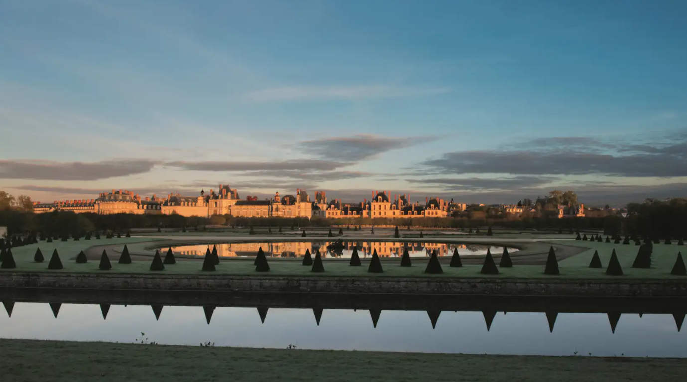 法國巴黎凡爾賽宮-中文包車1日遊-楓丹白露宮