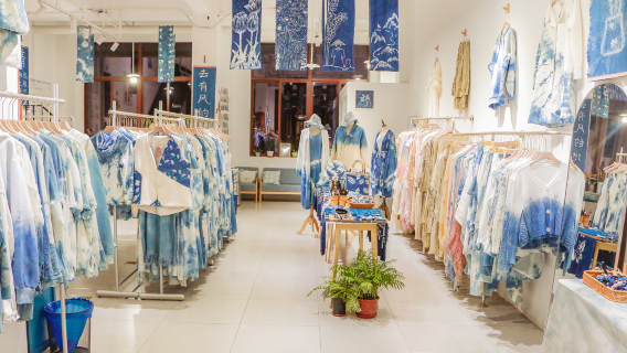 Tie-dye Experience at Wuzhen Suyi Buer (Immersive Intangible Cultural Heritage Handicraft Experience + Traditional Jiangnan Tie-dye + Professional Guidance + Take Your Creation Home)