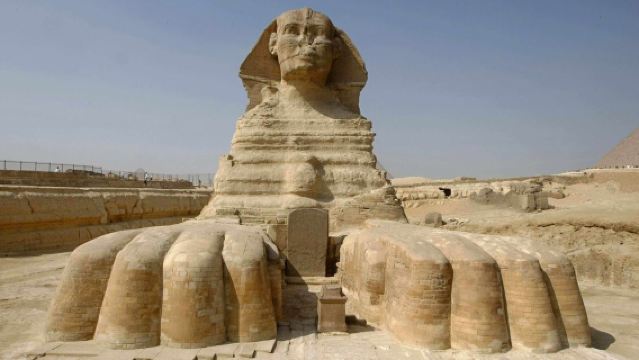 Von Kairo & Giza: Ganztägige Tour zu den Pyramiden von Giza, Sphinx, Saqqara & Memphis mit BBQ-Mittagessen