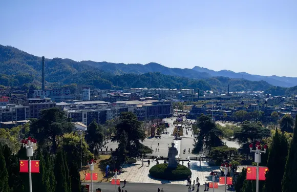 江西萍鄉秋收起義廣場+安源紅領巾紀念館一日遊可中英文服務