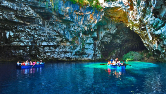 From Zakynthos: Kefalonia Day Trip with Melissani Lake