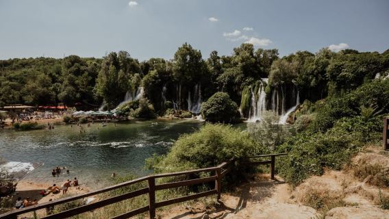 Dubrovnik: tour de un día a las cascadas de Kravica, Mostar y Počitelj
