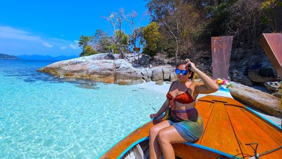Koh Lipe : Excursion d'île en île en bateau à longue queue privé avec snorkeling (zones intérieure et extérieure : 7 heures)