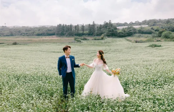 玉樹藏族自治州Trip Moments【商業攝影攝像/婚紗寫真婚禮跟拍航拍街拍抓拍約拍/多語種翻譯】