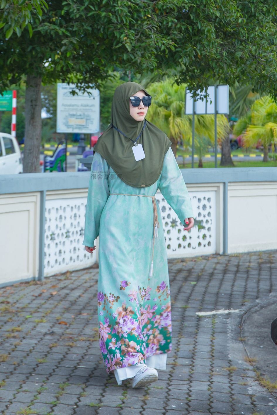 Trip Moments en Fuyaira, Emiratos Árabes Unidos[Conductor, guía, fotógrafo de viaje con dron + fotografía de boda y cortometraje + maquillaje y vestuario + servicio de coche privado con conductor personalizado, traducción y acompañante local]