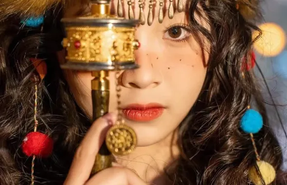 色達旅拍【學院/東嘎寺·藏服情侶寫真全家福親子照航拍跟拍攝影·服裝化妝】