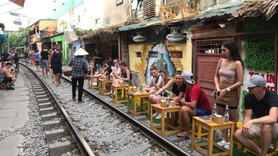 Hanoi: tour guidato del cibo di strada con degustazioni
