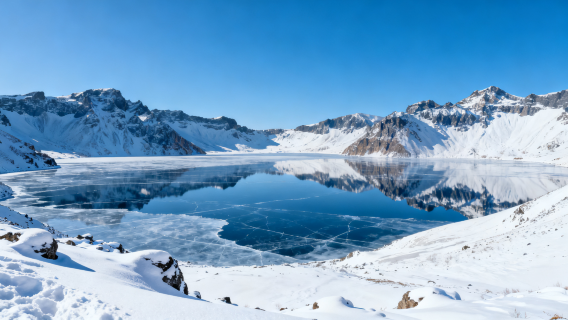 Premium Small Group Tour (2-6 People) with Round-Trip from Erdao: Rime Drifting + Changbai Mountain North Scenic Area + Enduli