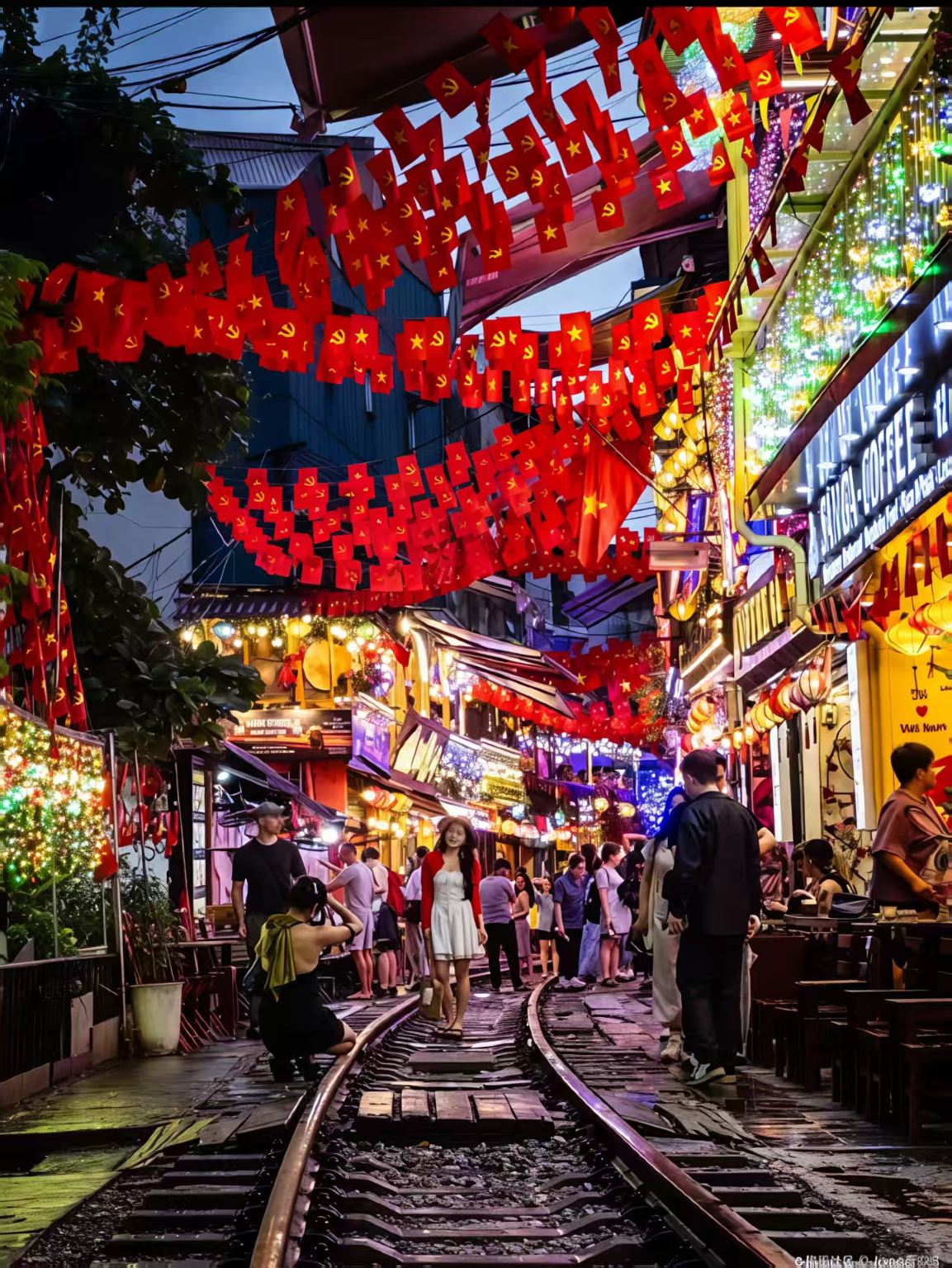 Hanoi City Day Tour: Customizable Attractions [Private Group + Guide + Transfers]