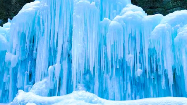 【冰雪嘉年華·含遊玩套票】通天峽純玩一日遊