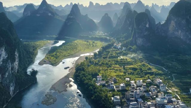 Yangshuo Half-Day Tour: Xianggong Mountain Viewing Platform + Sunset at Wulongquan Resort Village