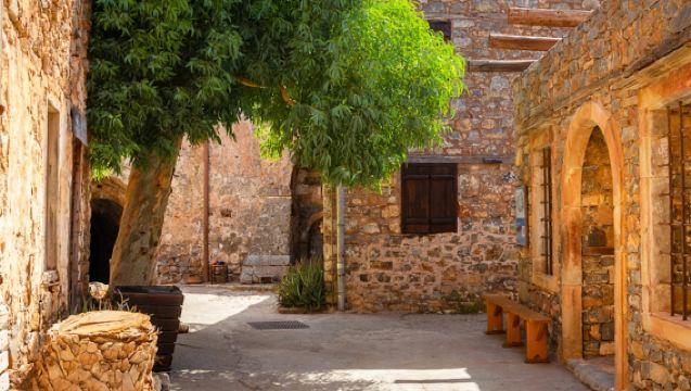 Spinalonga Island: Cruise & Walking Tour from Crete