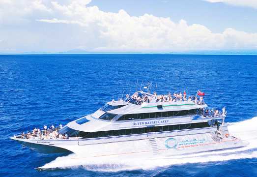 Cairns Silver Swift Agincourt Great Barrier Reef 1-day tour: round-trip ferry + snorkeling + lunch AUD 297.78
