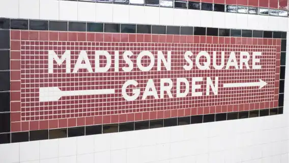 New York architecture tour Secrets of the Skyline Exploration Game