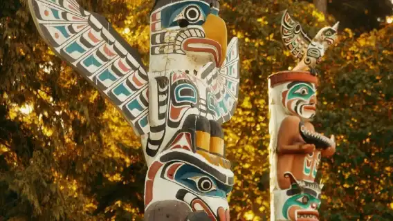 加拿大格蘭維爾島+加拿大廣場溫哥華市區一日遊中英文服務