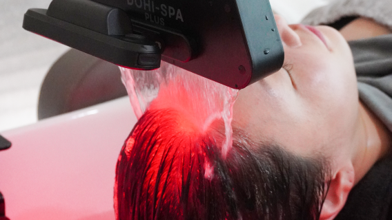 SALÓN DE DISPERSIÓN|Spa de cabeza y terapia del cuero cabelludo premium 1:1