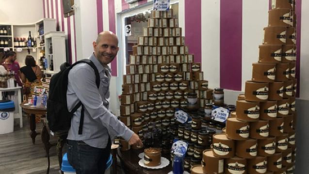 Buenos Aires: Argentinian Flavors Food Tour with Dinner