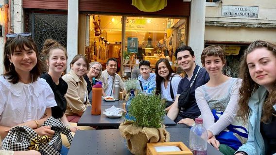 Venecia: Recorrido gastronómico callejero con guía local y degustaciones