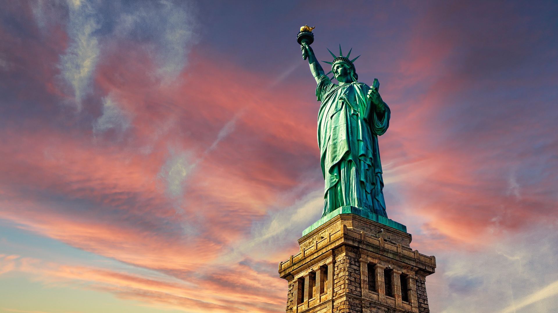 ทัวร์ 1 วันในนิวยอร์ก สหรัฐอเมริกา พร้อมเยือนวอลสตรีต + ตึกเวิลด์เทรดเซ็นเตอร์ + การล่องเรือชมเทพีเสรีภาพ + ไทม์สแควร์