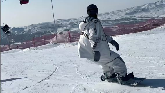 日本北海道札幌小樽朝里川滑雪場單板/雙板滑雪一日遊/英文教練