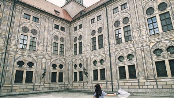 德國慕尼黑旅拍【全球德國慕尼黑柏林旅拍攝影師婚紗照組合情侶旅拍寫真跟拍拍攝】