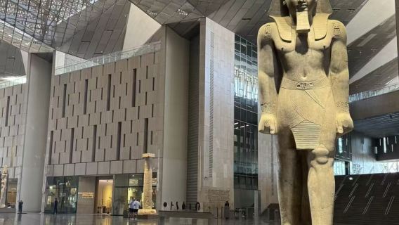 Egypt Pyramids & Sphinx + Museum Day Tour with City Transfer, Lunch & Private Tour Itinerary