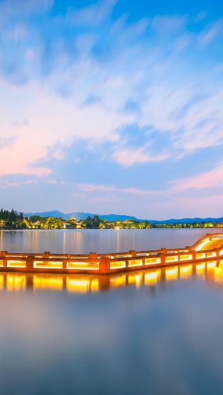 Hangzhou West Lake Cruise + Leifeng Pagoda Half-Day Tour + Guided Tour (Groups of 2-18 people can choose to visit the island or cruise around the lake)