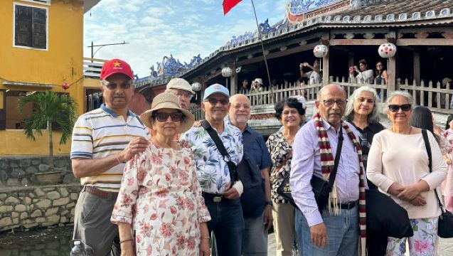 Da Nang: Marble mountain & Coconut village & Hoi An ancient town Group tour