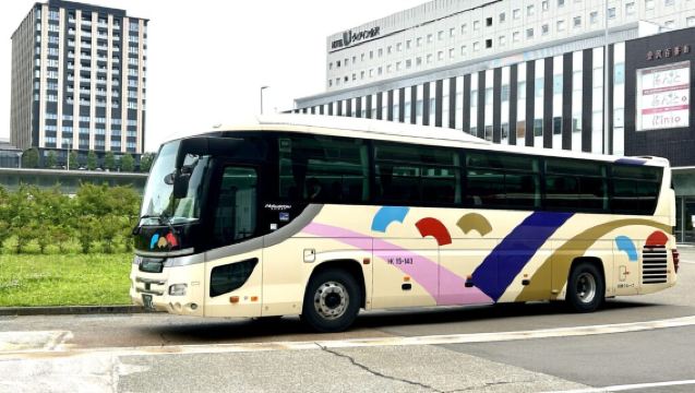 金沢・白川郷・五箇山巡礼定期観光バス往復