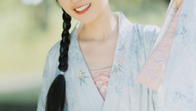 จิ้นเจียง ถ่ายรูปท่องเที่ยว[บริการถ่ายภาพและวิดีโอระหว่างท่องเที่ยว ถ่ายภาพสั้น ถ่ายภาพและวิดีโองานแต่งงาน วิดีโอโปรโมท ภาพบุคคล ภาพแต่งงาน พร้อมมอบไฟล์ต้นฉบับทั้งหมด]