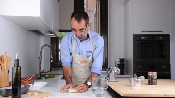 Cagliari: Sardinian Cooking Class with Meal and Drinks