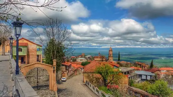 one-day tour to Old Town Sighnaghi, Georgia
