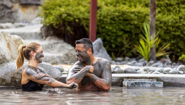 New Zealand Auckland pergi-balik: Kolam Champagne + Pintu Neraka + Hutan Redwood dengan perkhidmatan sewaan peribadi berbahasa Cina yang boleh disesuaikan