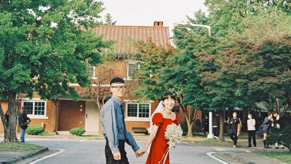 金沢での旅行写真【ドライバーとガイド + 旅行写真 + 結婚式の写真、航空写真、マイクロフィルム + メイクアップと衣料品&アクセサリー+ 旅程のカスタマイズ + 人数無制限】