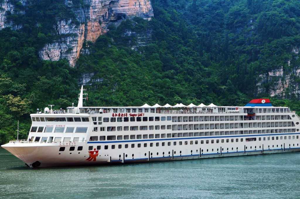 宜昌到重慶長江黃金郵輪遊|黃金系列|二號|三號|五號|六號|八號|長江奇蹟號|長江記憶號/長江三峽郵輪票大全