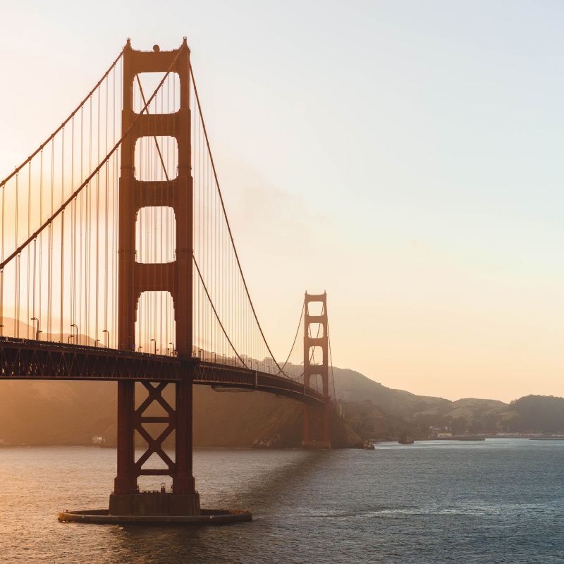 Order after consultation / United States San Francisco Golden Gate Bridge Fisherman's Wharf Silicon Valley Stanford University / Airport / Point-to-point car service / Tour guide / Private car service